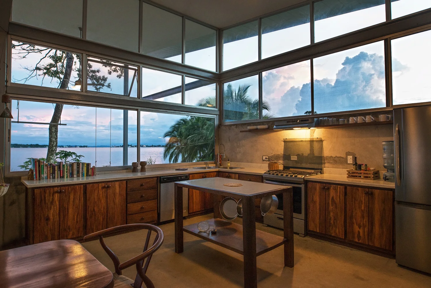 Casa Comunal interior